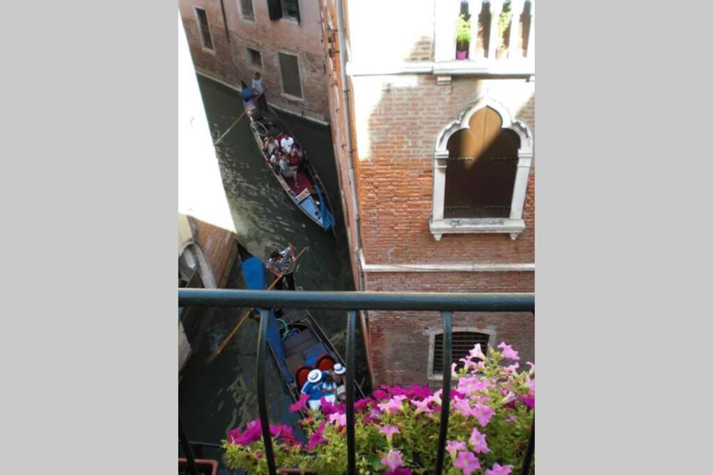 Leoncini With A Wonderful Canal View เวนิส ภายนอก รูปภาพ