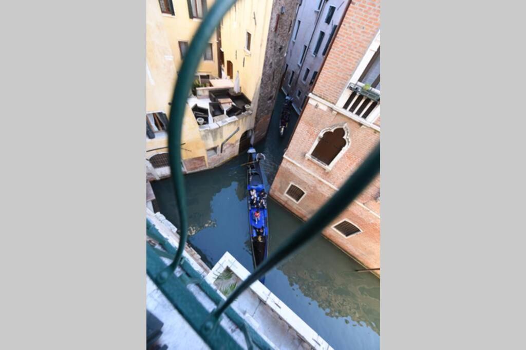 Leoncini With A Wonderful Canal View เวนิส ภายนอก รูปภาพ